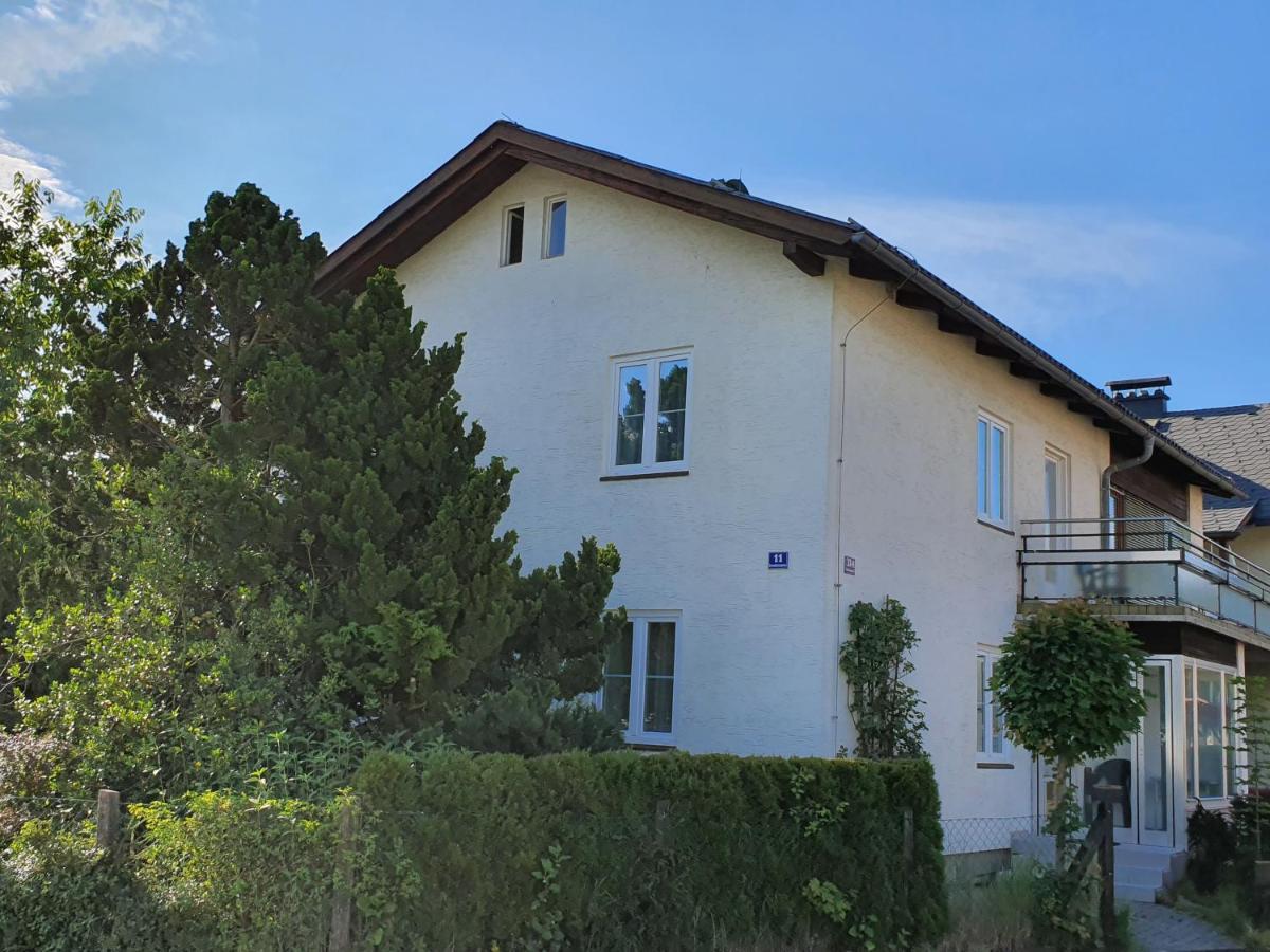 Appartement 11 *